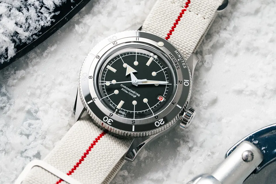 Timeless Elegance, Delivered to You